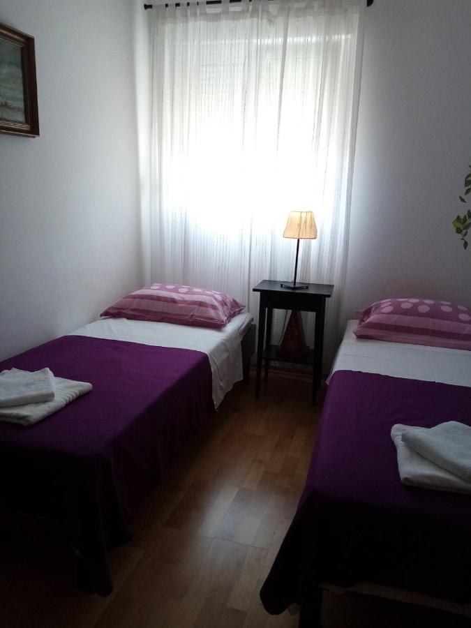 Apartman Mikola With Sea View Trogir Exteriér fotografie